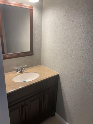 12400 Brookglade Circle 60, Houston, TX 77099