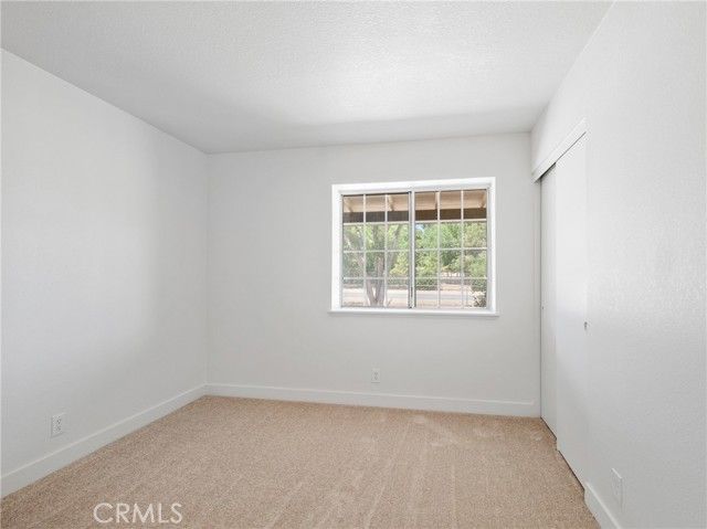 11319 1st Avenue, Hesperia, CA 92345