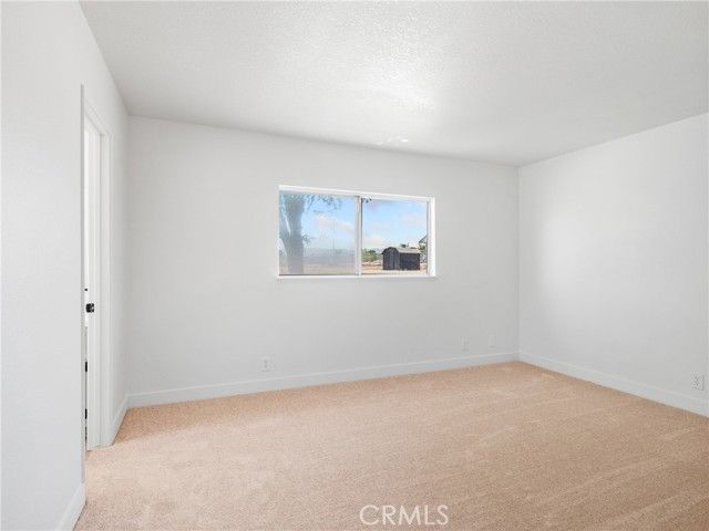 11319 1st Avenue, Hesperia, CA 92345