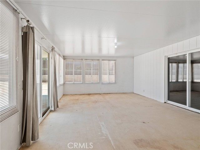 11319 1st Avenue, Hesperia, CA 92345