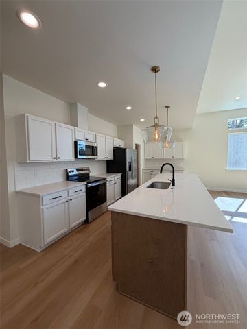 8143 Peaceful Valley Court, Maple Falls, WA 98266