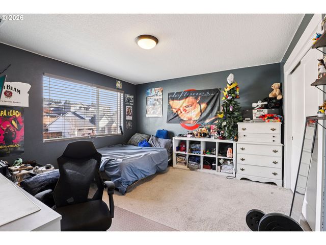 35510 PORTLAND VIEW Dr, St Helens, OR 97051