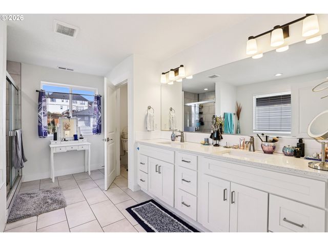 35510 PORTLAND VIEW Dr, St Helens, OR 97051