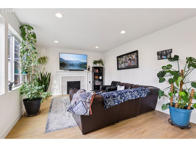 35510 PORTLAND VIEW Dr, St Helens, OR 97051