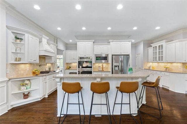 3302 ANNA RUBY Lane, Buford, GA 30519
