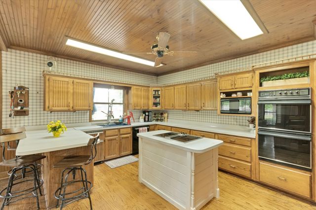 2717 Clear Lake Road, Weatherford, TX 76087