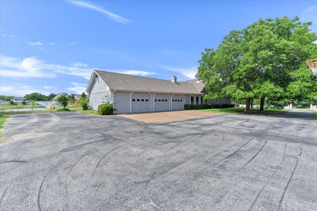 2717 Clear Lake Road, Weatherford, TX 76087