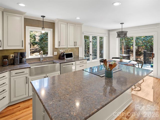 109 Galloway Drive, Asheville, NC 28803