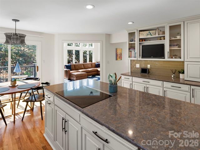 109 Galloway Drive, Asheville, NC 28803