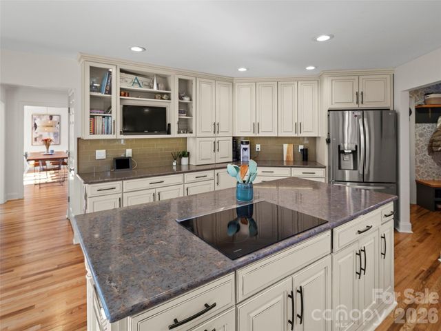 109 Galloway Drive, Asheville, NC 28803