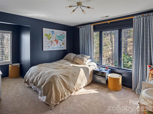 109 Galloway Drive, Asheville, NC 28803