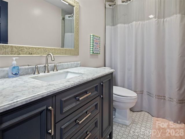 109 Galloway Drive, Asheville, NC 28803