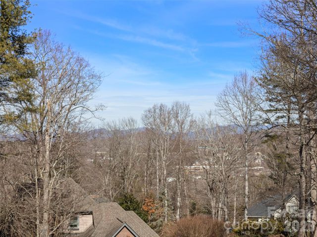 109 Galloway Drive, Asheville, NC 28803