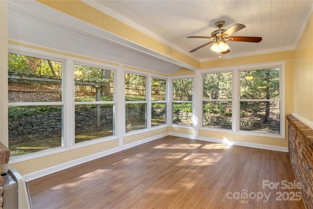 871 Indian Hill Road, Hendersonville, NC 28791