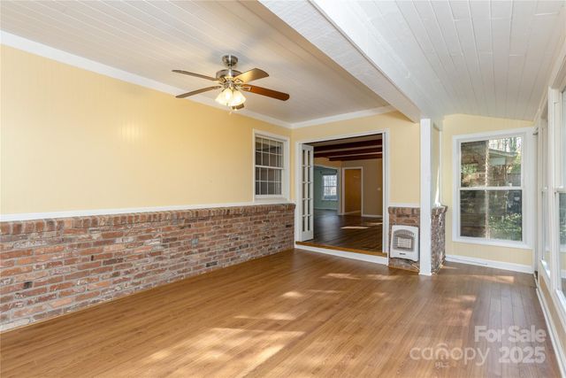 871 Indian Hill Road, Hendersonville, NC 28791