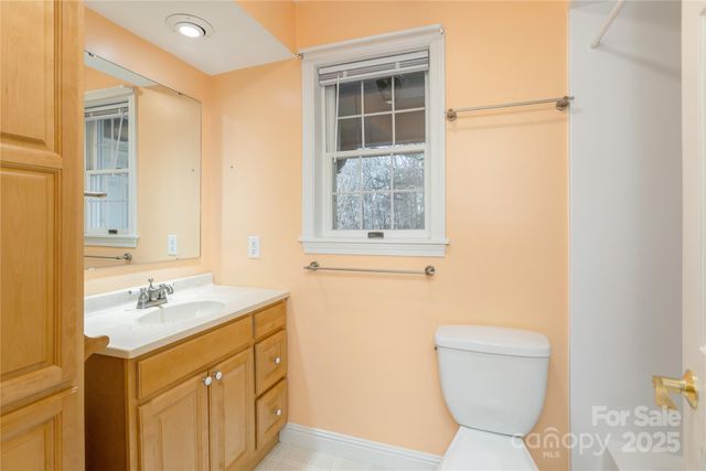 871 Indian Hill Road, Hendersonville, NC 28791