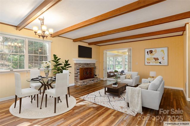 871 Indian Hill Road, Hendersonville, NC 28791