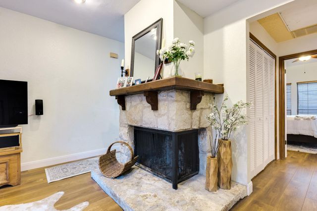 3809 Spicewood Springs RD 150, Austin, TX 78759