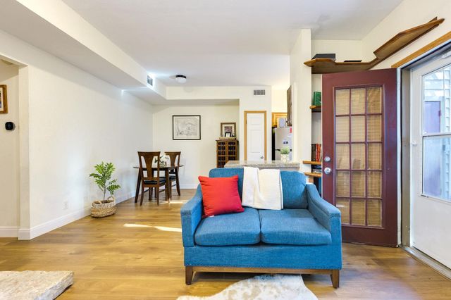 3809 Spicewood Springs RD 150, Austin, TX 78759