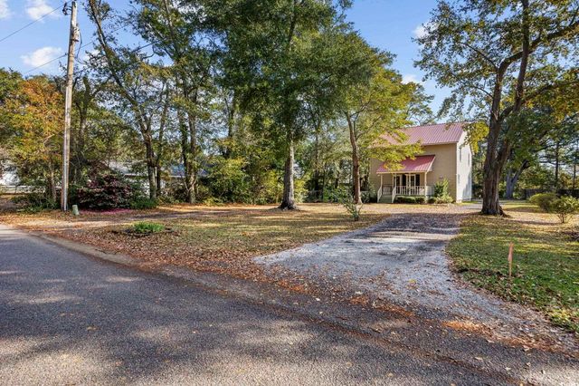 787 Causey Rd., Murrells Inlet, SC 29576