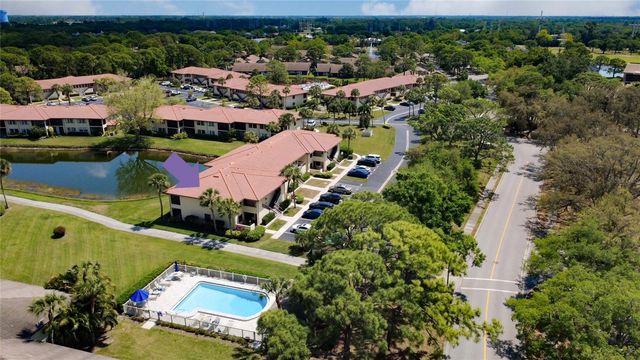 5191 LAKE VILLAGE DRIVE 2, Sarasota, FL 34235
