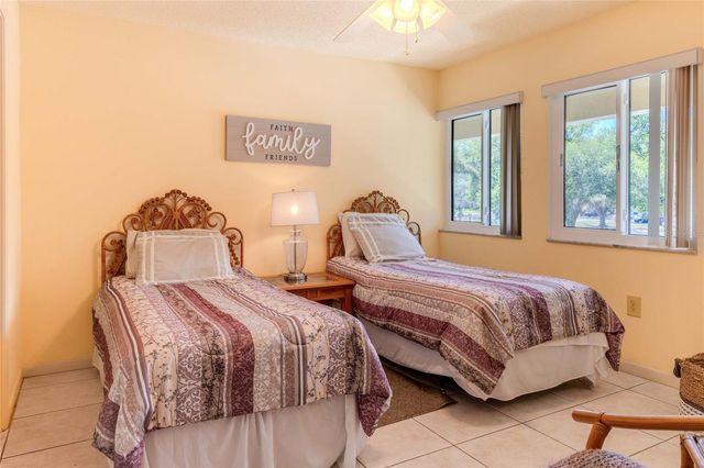 5191 LAKE VILLAGE DRIVE 2, Sarasota, FL 34235