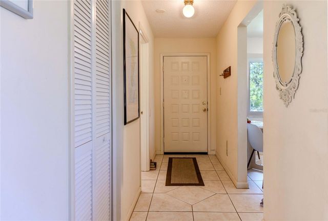 5191 LAKE VILLAGE DRIVE 2, Sarasota, FL 34235