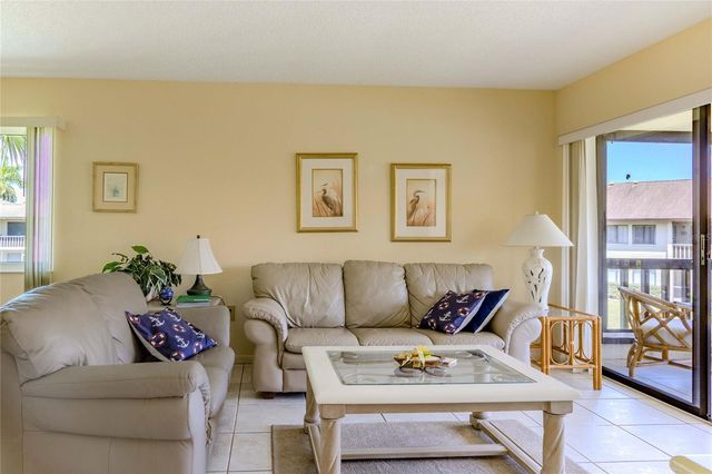 5191 LAKE VILLAGE DRIVE 2, Sarasota, FL 34235