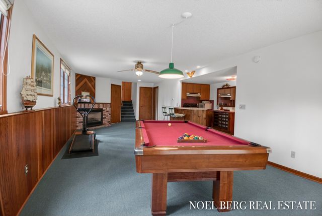 536 Tournament Circle 9, Norton Shores City, MI 49444