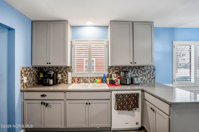 3906 Garrison Road, Toledo, OH 43613