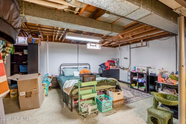 3906 Garrison Road, Toledo, OH 43613