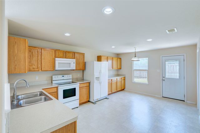 12616 Lost Prairie Drive, Fort Worth, TX 76244