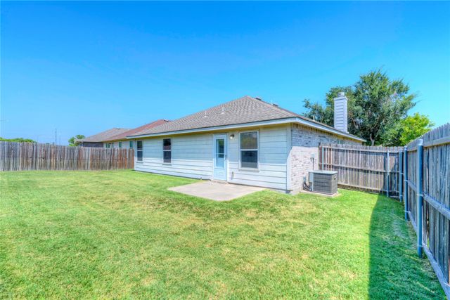 12616 Lost Prairie Drive, Fort Worth, TX 76244