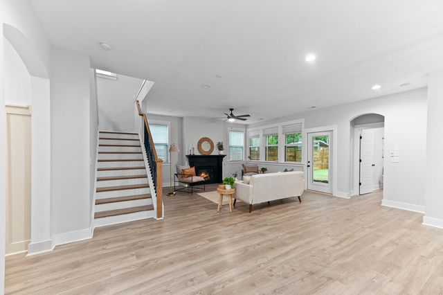 519 Coaxum Road, Mount Pleasant, SC 29464