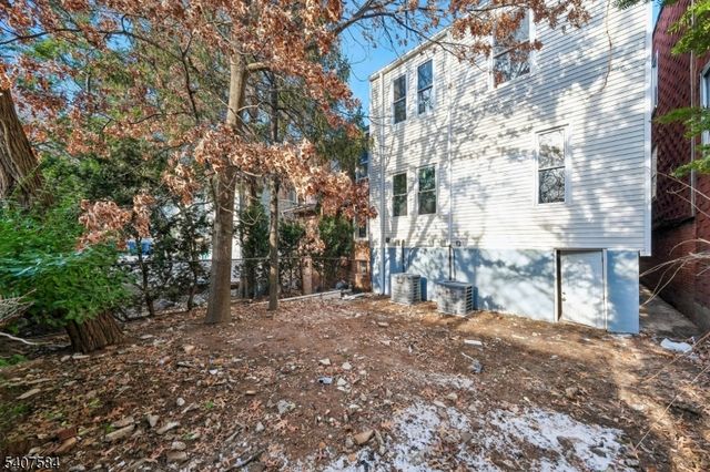 275 Claremont Ave, Jersey City, NJ 07305