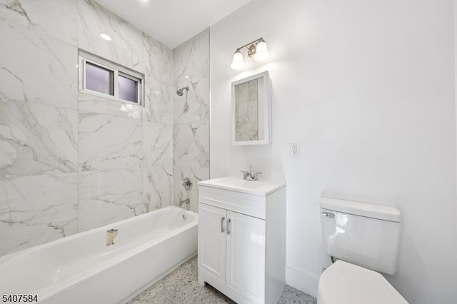 275 Claremont Ave, Jersey City, NJ 07305