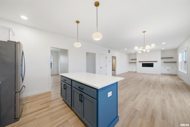 1617 RUSTIC OAK Drive, Washington, IL 61571