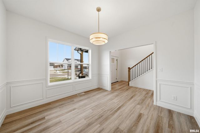 1617 RUSTIC OAK Drive, Washington, IL 61571