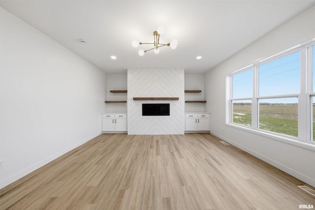 1617 RUSTIC OAK Drive, Washington, IL 61571