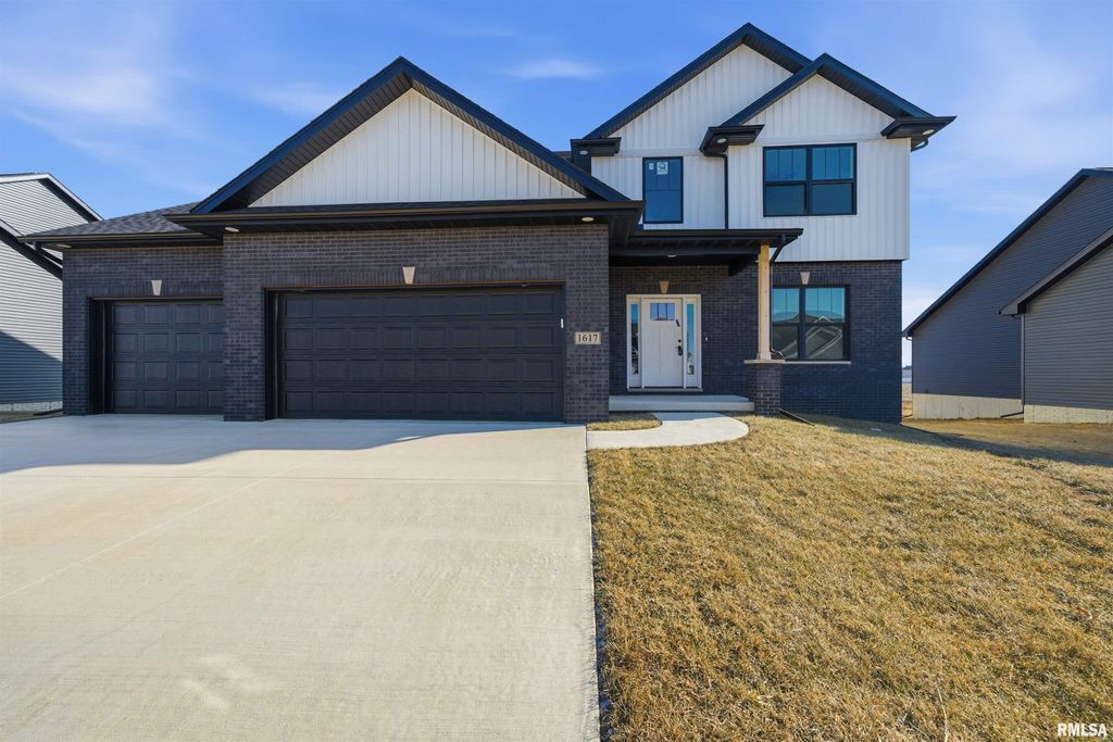 1617 RUSTIC OAK Drive, Washington, IL 61571