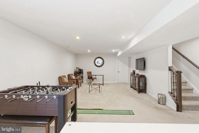 1054 DOMINO LN, Warminster, PA 18974