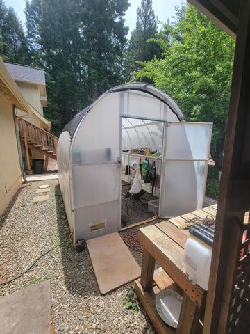 335 Cornett Lane, Cave Junction, OR 97523