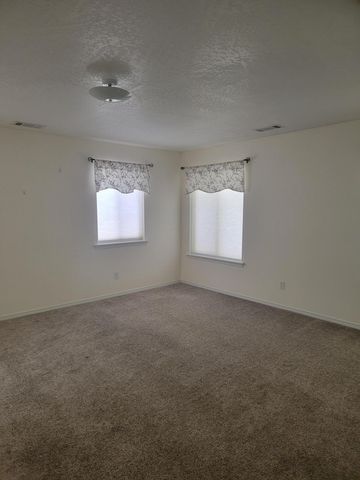 335 Cornett Lane, Cave Junction, OR 97523