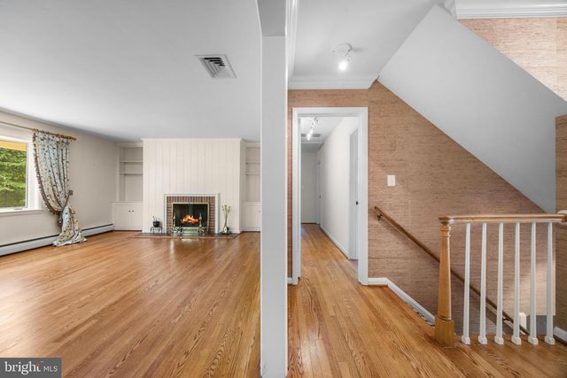 1302 WOODSHOLE RD, Baltimore, MD 21286