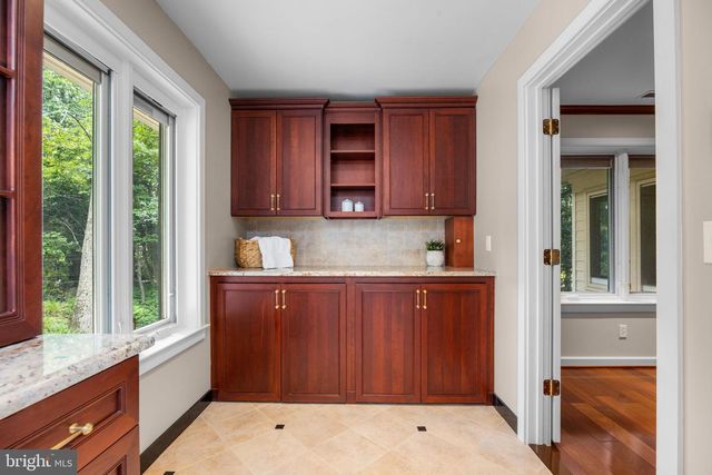 1302 WOODSHOLE RD, Baltimore, MD 21286