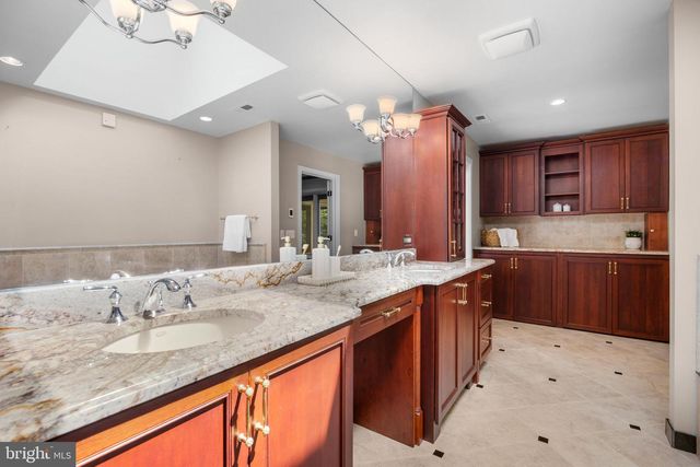 1302 WOODSHOLE RD, Baltimore, MD 21286