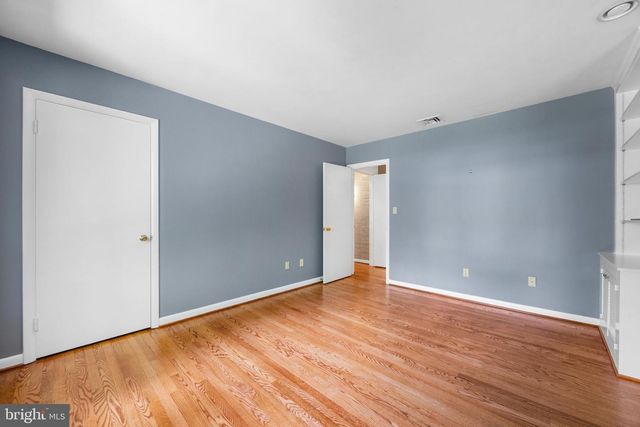 1302 WOODSHOLE RD, Baltimore, MD 21286
