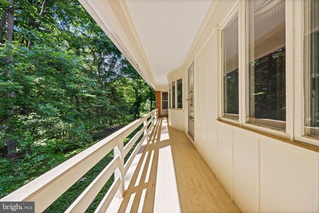 1302 WOODSHOLE RD, Baltimore, MD 21286