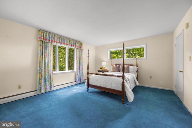 1302 WOODSHOLE RD, Baltimore, MD 21286