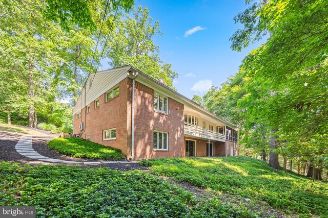 1302 WOODSHOLE RD, Baltimore, MD 21286